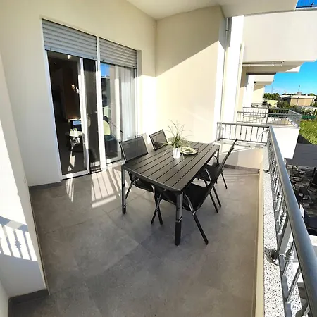 Town 2 Apartman