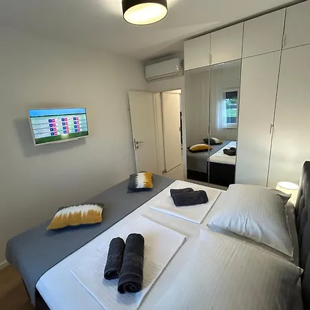 Town 2 Apartman *