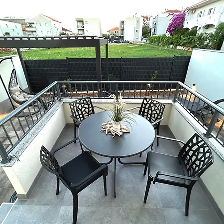 Apartman Town 2 *