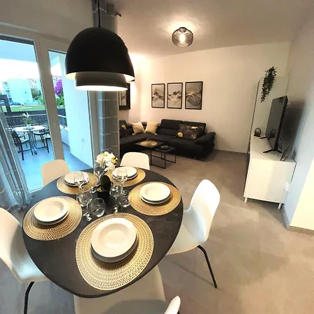 Town 2 Apartman *