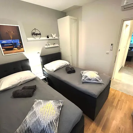 Town 2 Apartman *
